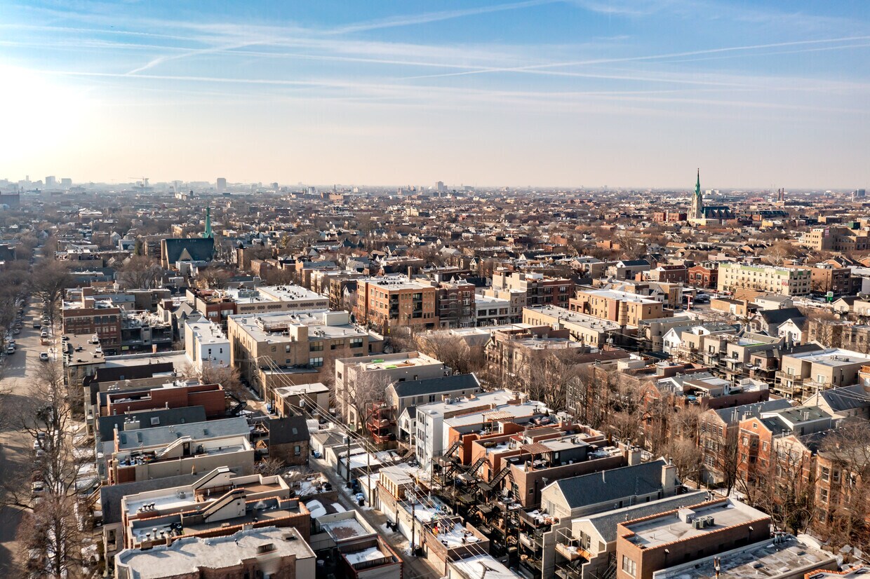 Aerial Photo - 3158 N Seminary Ave