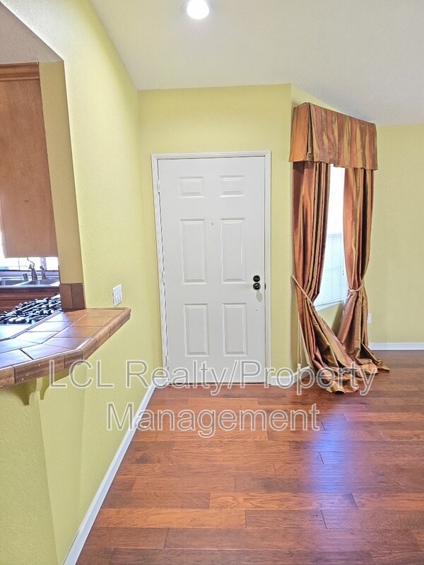 Foto del edificio - 27608 Alta Vista Way