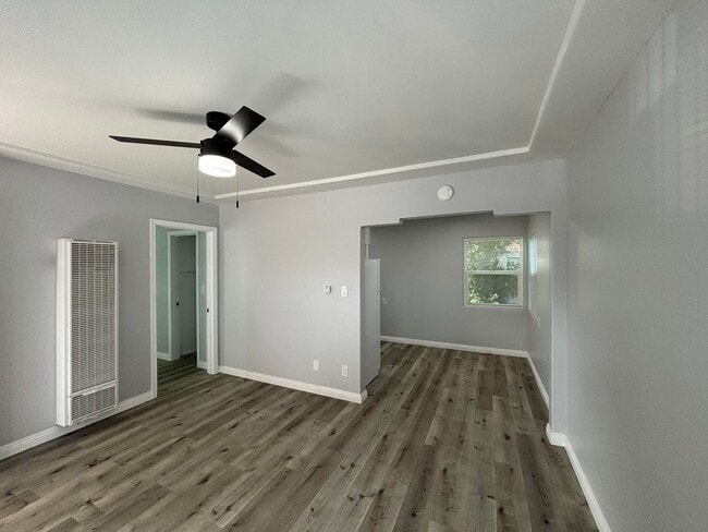 Building Photo - Beautifully renovated one bedroom home