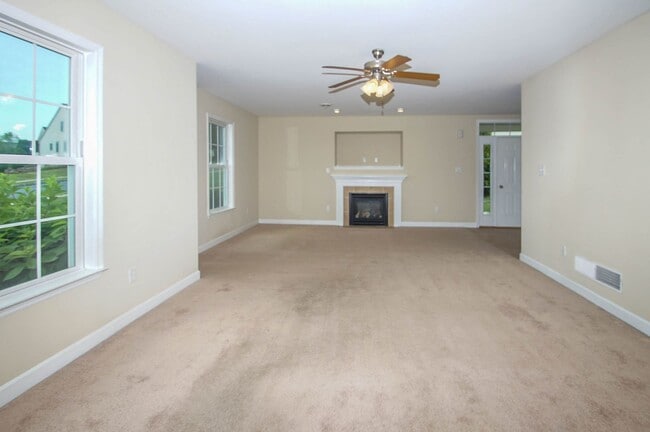 Photo - 3 BEDROOM 2.5 BATHROOM APARTMENT