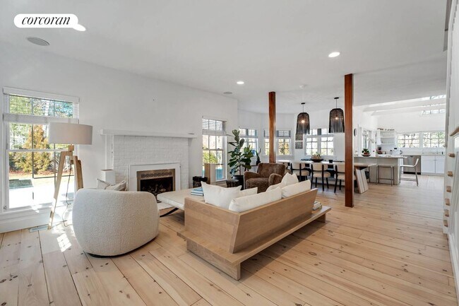 Foto del edificio - 34 Birchwood Ln