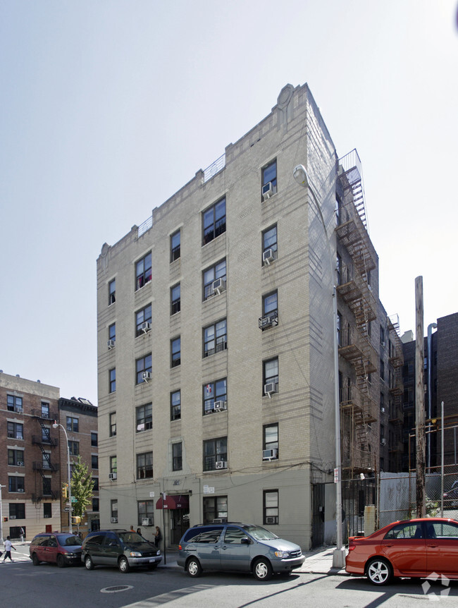 2454 Tiebout Ave, Bronx, NY 10458 Apartments - Bronx, NY | Apartments.com