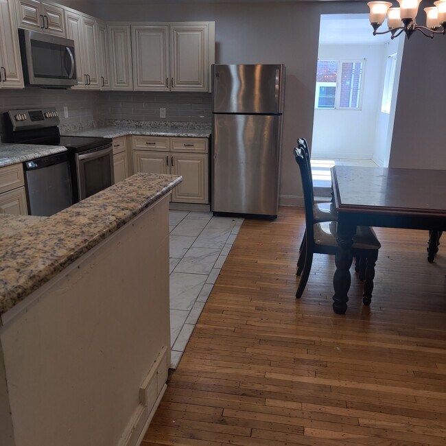 Dining Room - 7312 Woodbine Ave