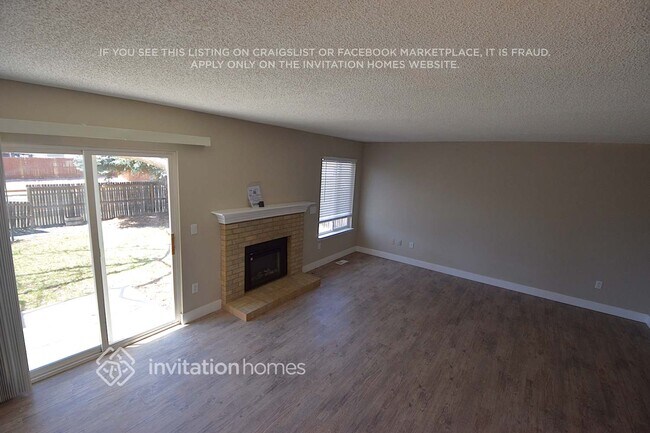 Foto del edificio - 1424 W 132nd Pl