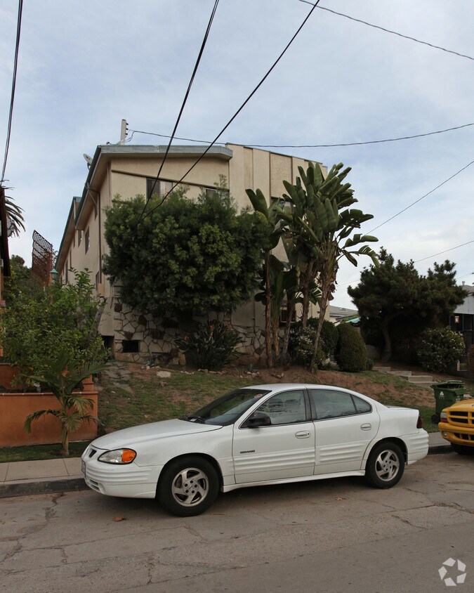 Foto del edificio - 1541 Baxter St