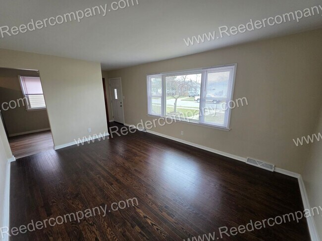 Foto del edificio - Updated 3 bedroom 1 bathroom House