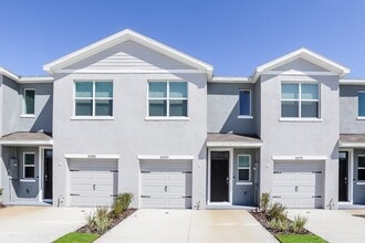 Building Photo - Woodsdale Landing