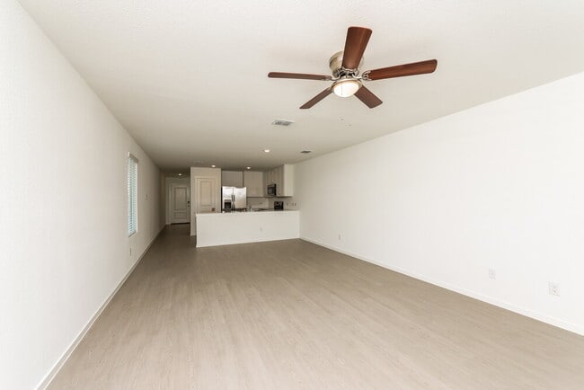 Building Photo - 1255 Maple St