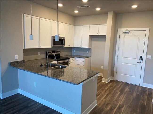 Foto del edificio - 10501 Stoney Bluff Dr