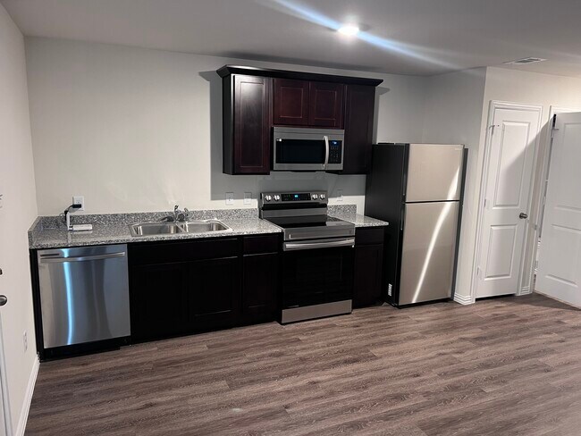 Cocina - 1103 Attas Ave