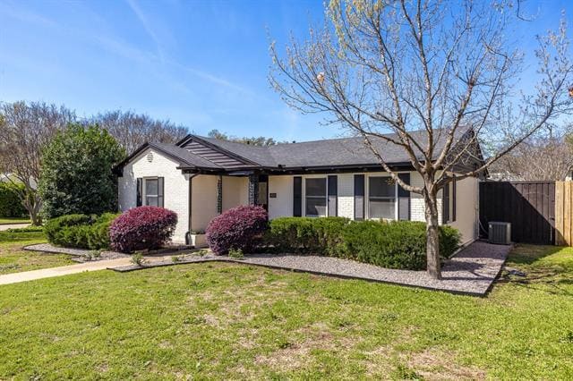 Foto del edificio - 9929 Gooding Dr