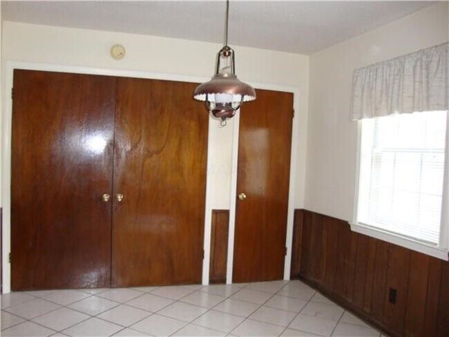 Building Photo - 6300 Heathcliff Cove