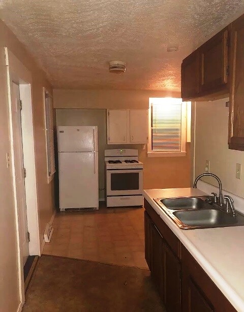 Foto del edificio - 706 W Graham St