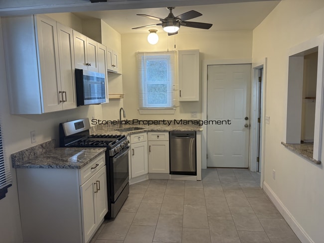 Photo - 124 Leo Ave Apartment