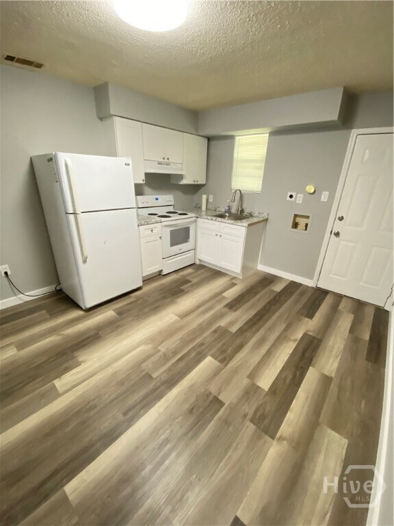 Foto del edificio - 4909 Meding St