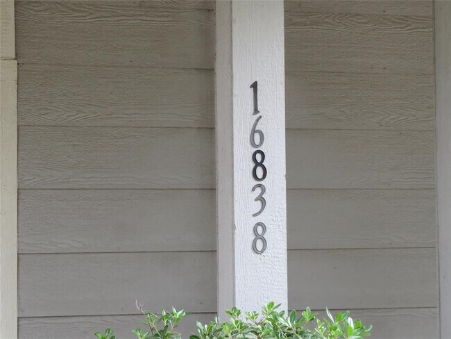Building Photo - 16838 Libson Falls Dr