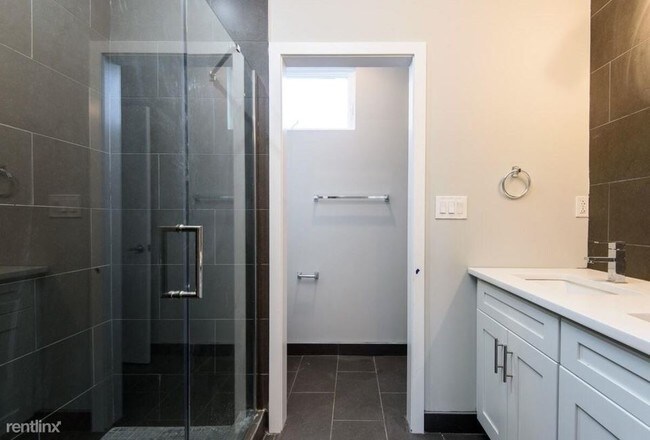 Foto del edificio - 3 br, 2.5 bath  - 1513 N Mascher Street