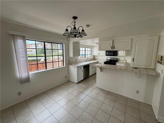 Foto del edificio - 526 S Catalina Ave