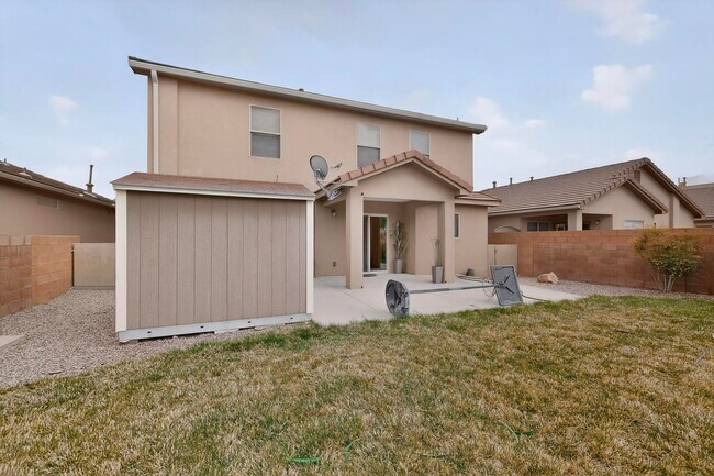 Building Photo - 2713 Violeta Cir SE