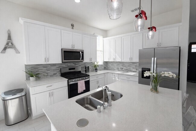 Foto del edificio - 21018 Milazzo Pk Trl