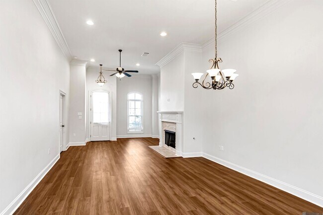 Foto del edificio - 3167 Cypress View Ln