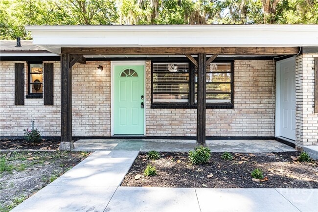 Building Photo - 217 Wesley St