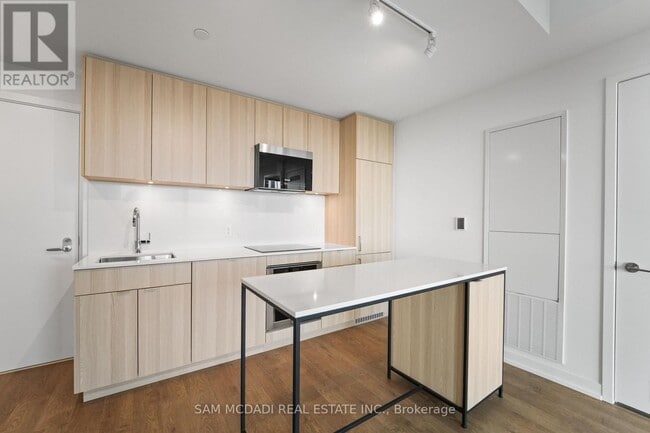 Photo du bâtiment - 251 Masonry Wy