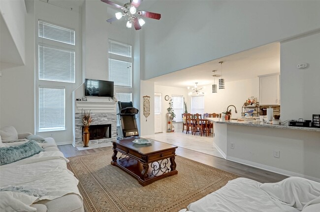 Foto del edificio - 3822 Willow Stone Ct