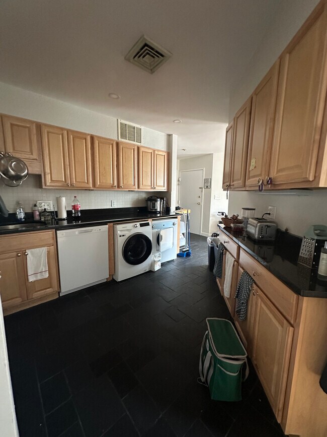 Foto del edificio - 100 Riverway