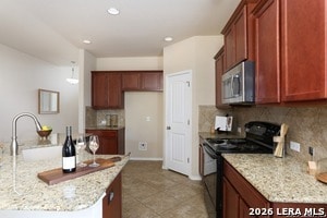 Building Photo - 213 Elisabeth Run
