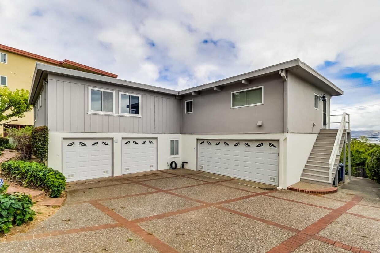 Foto principal - 1400 Millbrae Ave