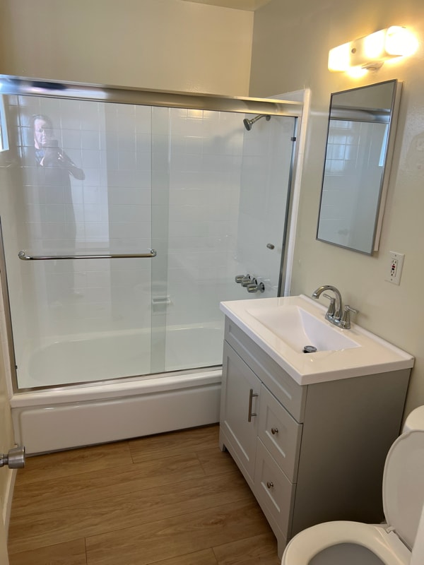 Building Photo - 1661 W 219th St