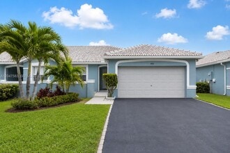 Building Photo - 4152 Pine Ridge Ln
