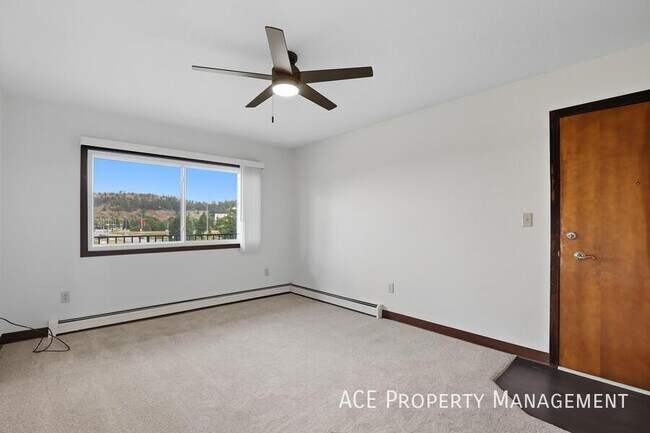 Foto del edificio - 717 Dakota Dr