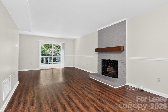 Foto del edificio - 4307 Saxonbury Way