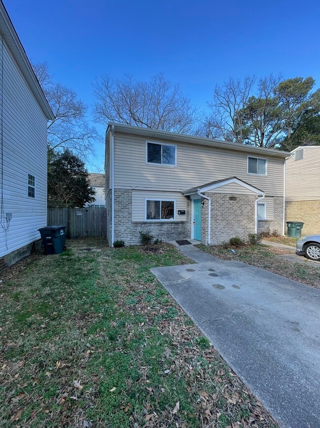 Building Photo - 3217 Dunkirk Ave