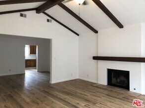 Building Photo - 2714 Montana Ave