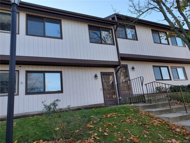 Foto del edificio - 27 Crows Nest Ln