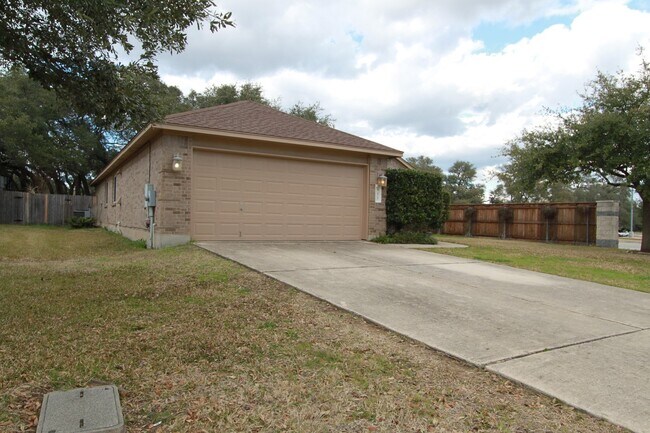 Foto del edificio - Beautiful 3 Bedroom, 2 Bath Home in Leander