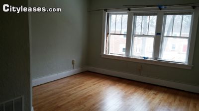 Building Photo - 5171 N Elkhart Ave