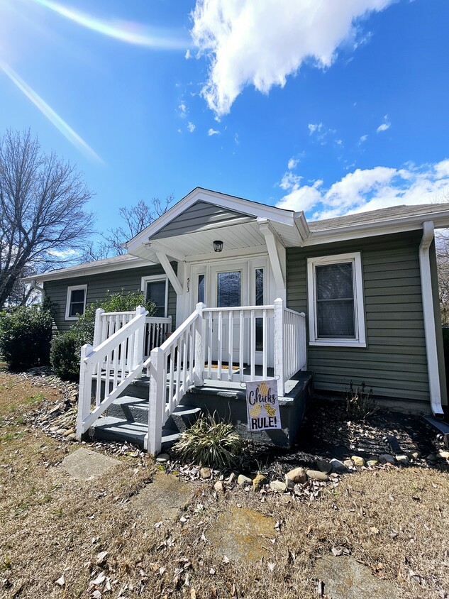 513 Rainbow Lake Rd, Boiling Springs, SC 29316 - House Rental in ...