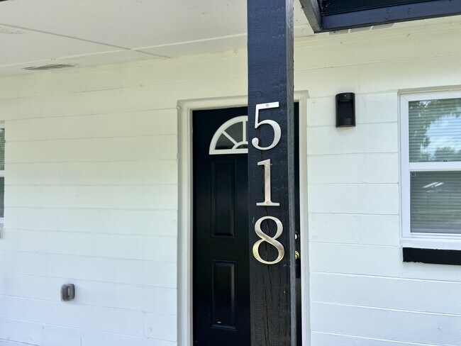 Foto del edificio - 518 N 10th St