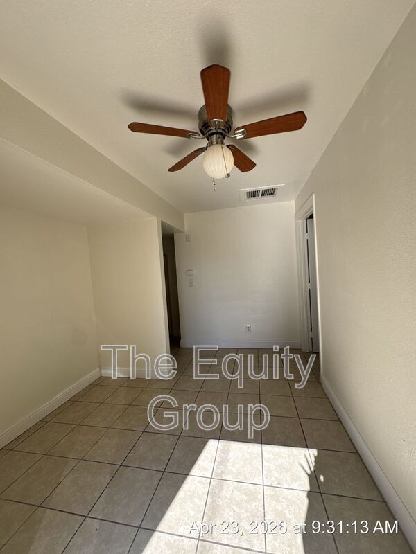 Foto del edificio - 32606 Rd 124