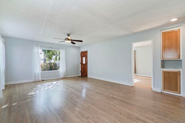 Foto del edificio - 5277 Cass St