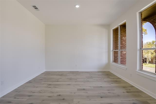 Foto del edificio - 2916 Forestwood Dr