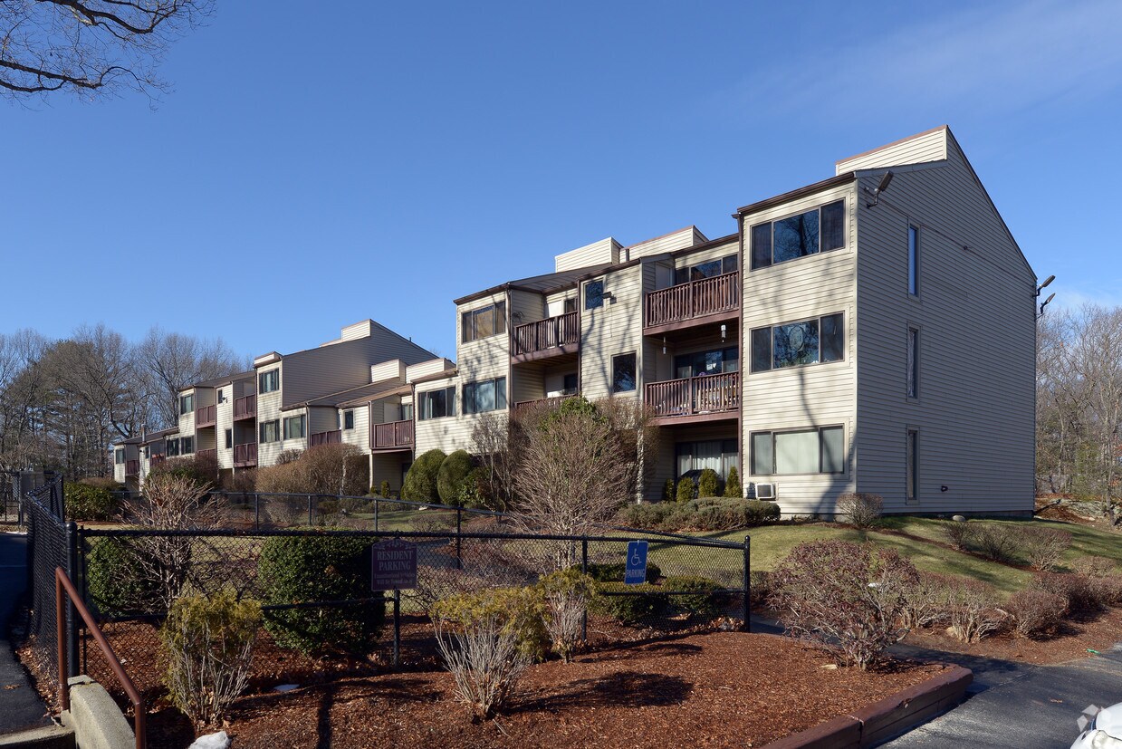 Foto principal - Oakwoods Apartments