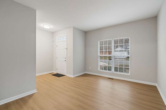 Building Photo - Charming 2-Story Home in Sought After Apex, NC