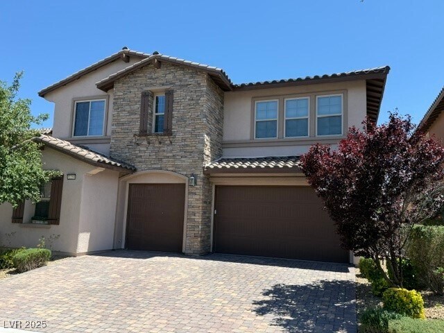 Foto principal - 12255 Crystal Shore Ave
