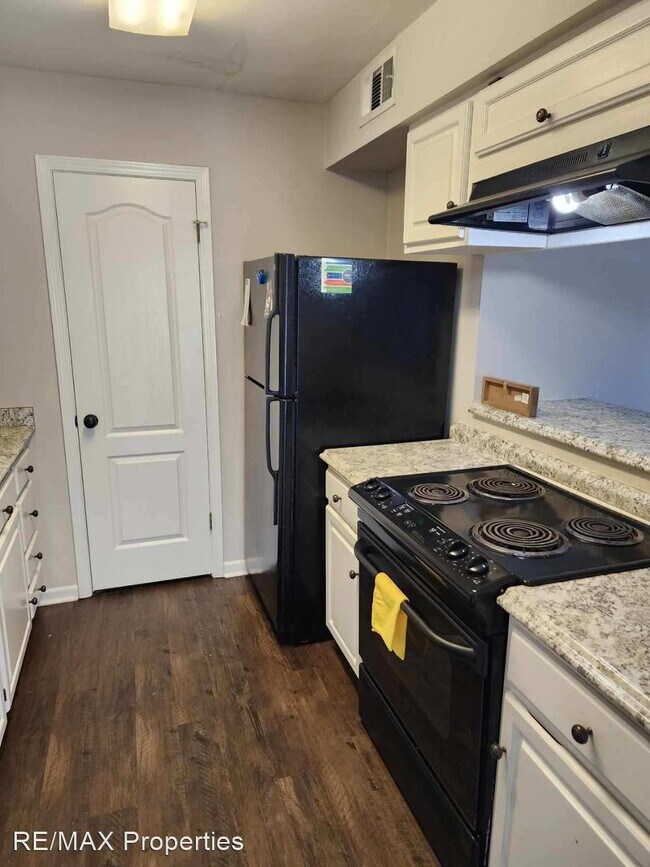 Foto del edificio - 2 br, 2.5 bath House - 1953 S. Brightside ...