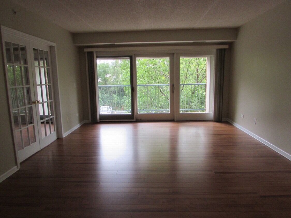 Foto principal - 1111 Burlington Ave